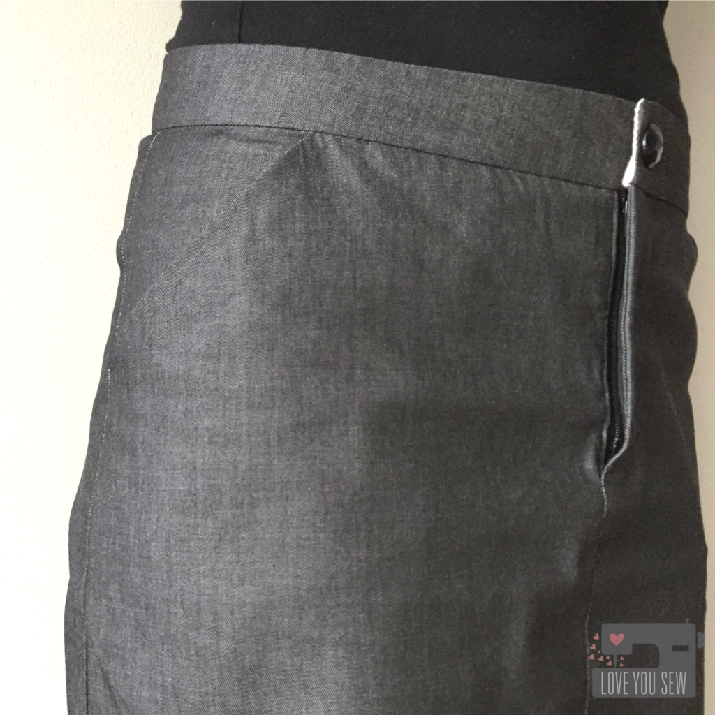MossSkirtSideCloseUp