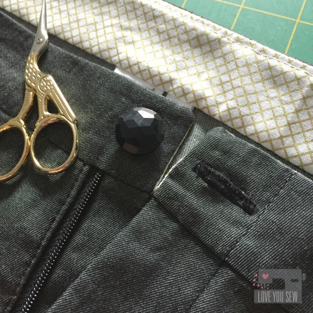 WaistbandButton