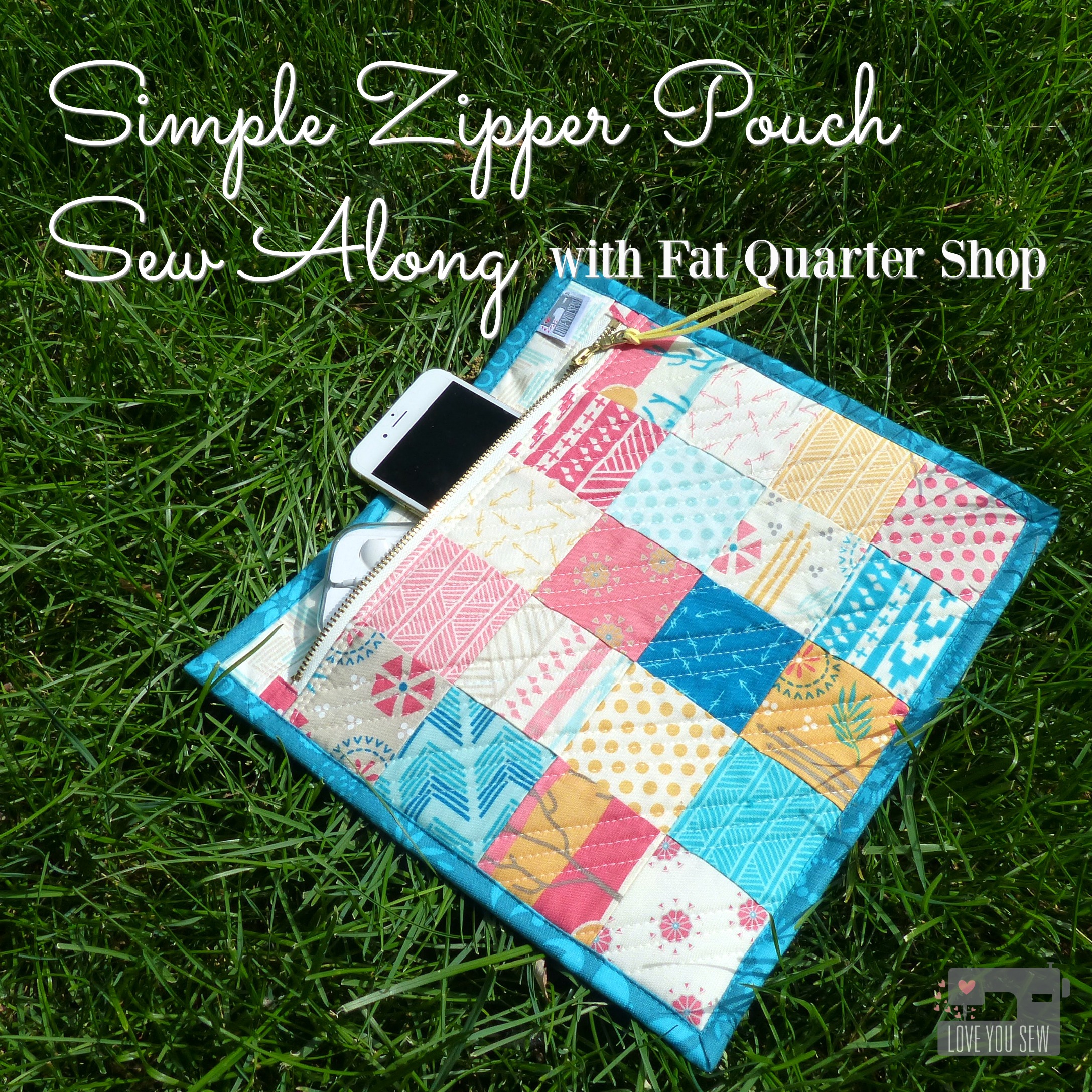 Boxy Zipper Pouch Pattern: Free and Fat Quarter Friendly!